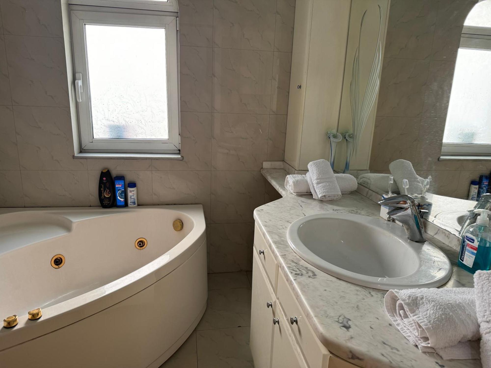 Silver Villa Gjirokaster Bagian luar foto